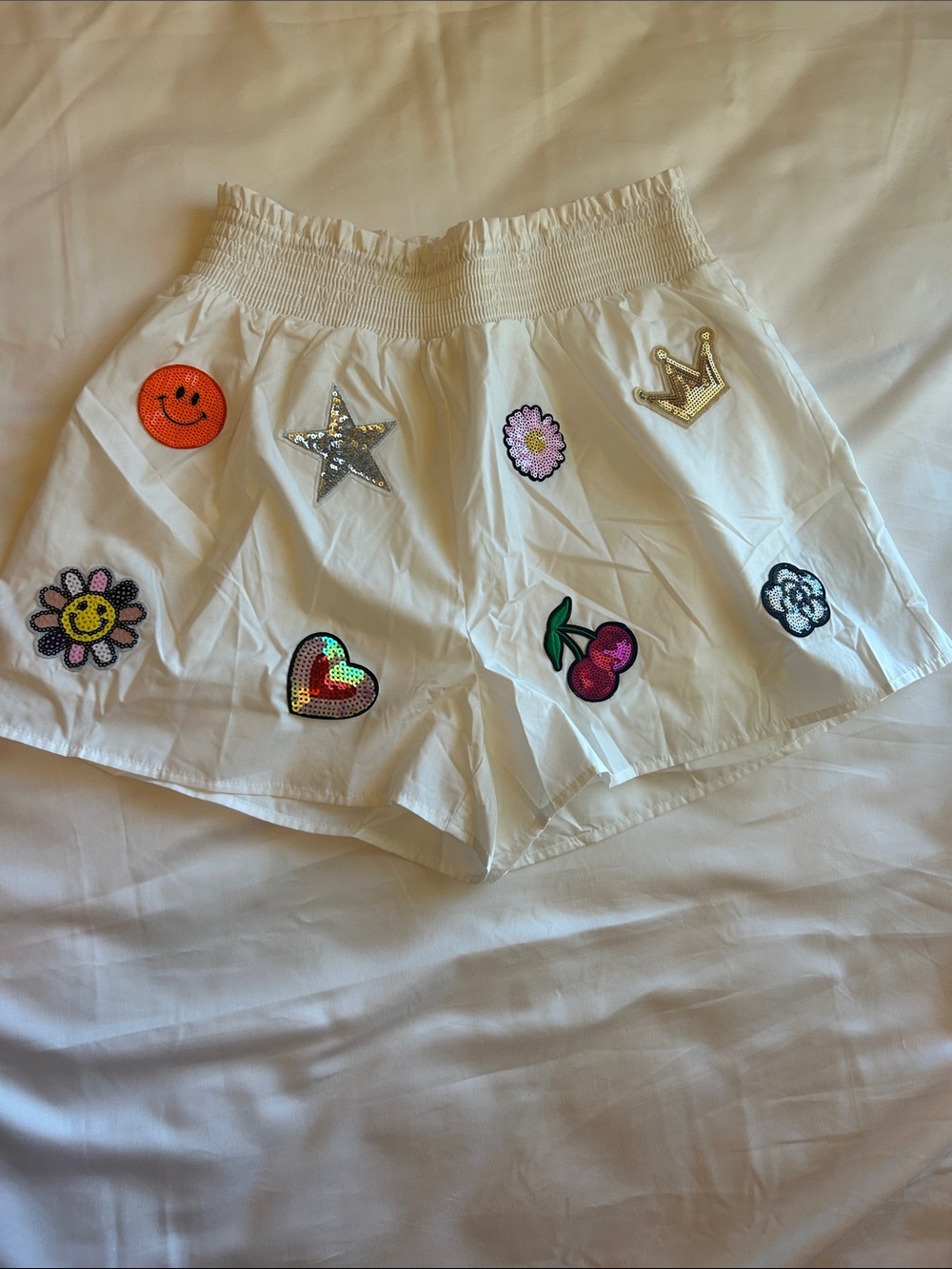 entro White High-Waist Patchwork Embroidered Shorts